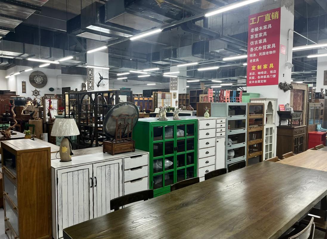 北京化工桥旧货市场:复古家具的秘密基地